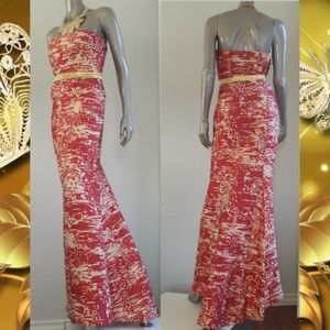 □$6,000 OSCAR DE LA RENTA COUTURE SILK BEAD EMBROIDERY RUNWAY GOWN US 4 TO 6